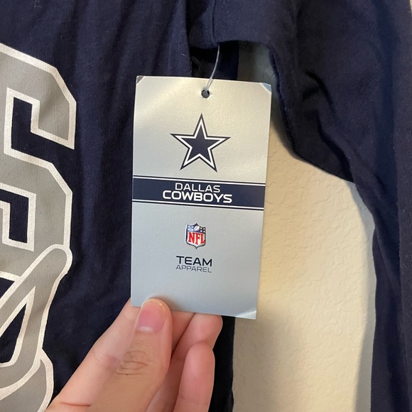 NFL Dallas Cowboys Long Sleeve - Picture 3 of 3